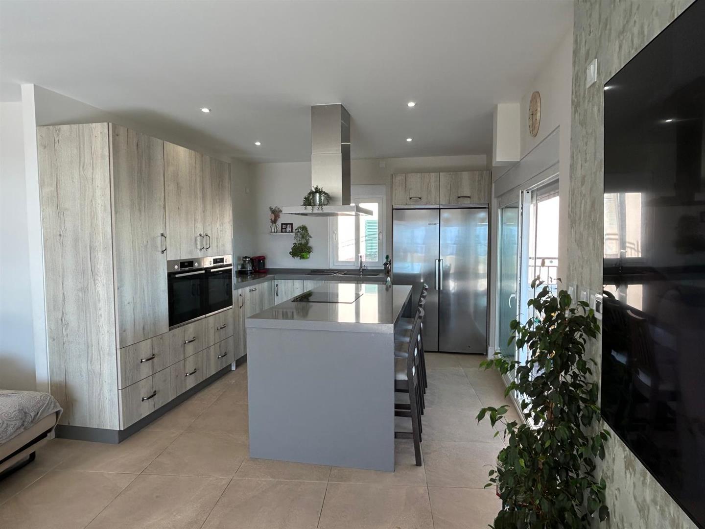 Image of Apartment - 3 Bedrooms - 2 Bathrooms for Sale in South District-Gibraltar, Image 10